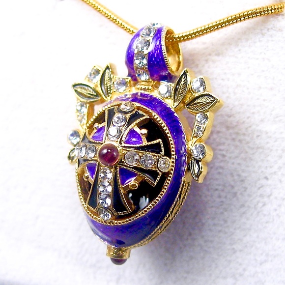 CROSS SILVER Religious Purple Enamel Faberge Egg Pendant Swarovski Garnets Gold - Picture 3 of 6